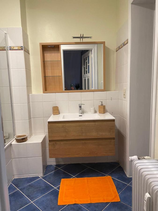 Appartement De Charme Dans Maison De Maitre Bruxelloise Брюксел Екстериор снимка